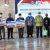 Bupati Kuningan berfoto bersama usai kegiatan.